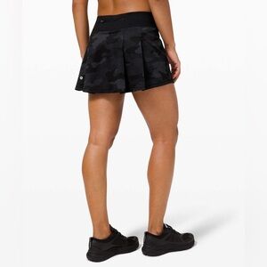 Lululemon • Pace Rival Mid Rise Skirt